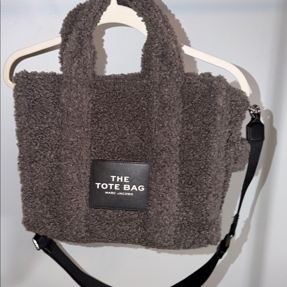 Marc Jacobs Small Teddy Tote - Picture 2 of 4